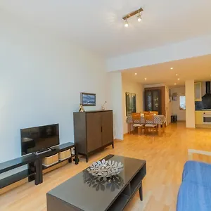 apartment-eixample-dret-corsega-roger-de-lluria.topbarcelonahotels.com/